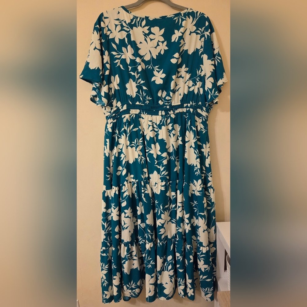 torrid Teal and White Floral Midi Dress - Picture 2 of 7